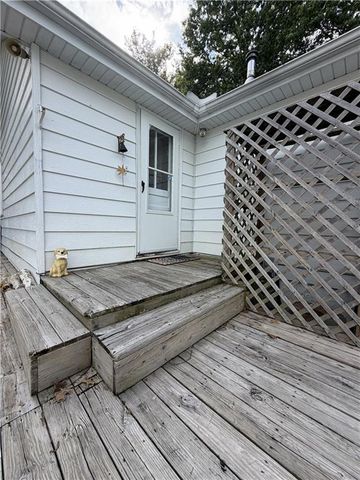 2006 Eastridge Drive, Excelsior Springs, MO 64024