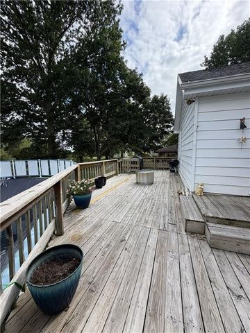 2006 Eastridge Drive, Excelsior Springs, MO 64024