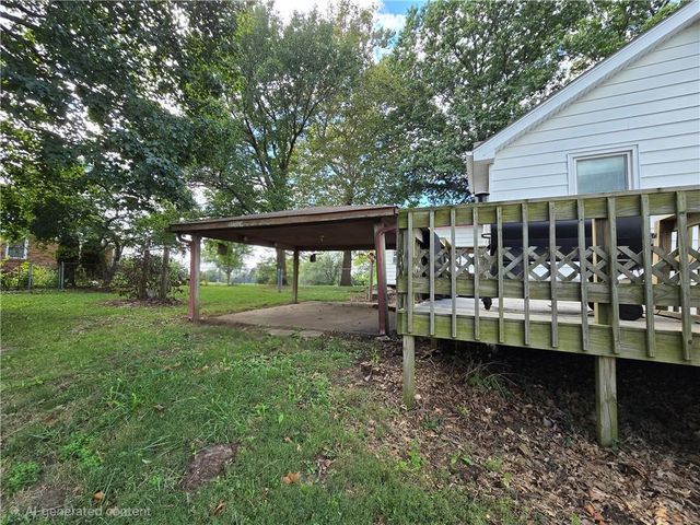 2006 Eastridge Drive, Excelsior Springs, MO 64024