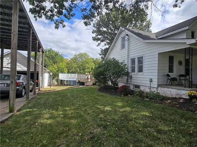 2006 Eastridge Drive, Excelsior Springs, MO 64024