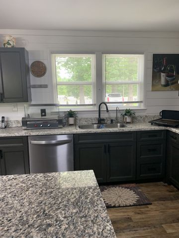 9912 Crossville Hwy, Sparta, TN 38583