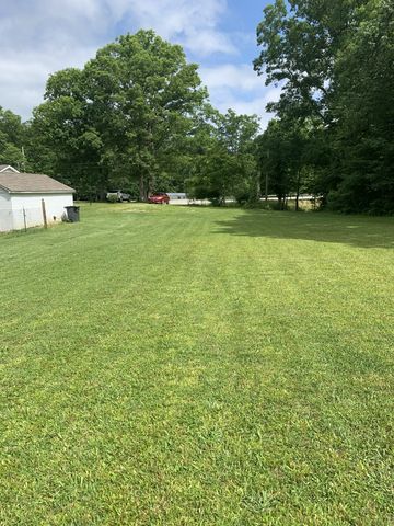 9912 Crossville Hwy, Sparta, TN 38583