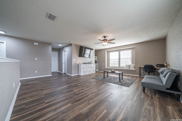 8931 Preserve Trl, San Antonio, TX 78254