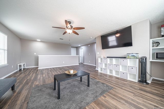 8931 Preserve Trl, San Antonio, TX 78254