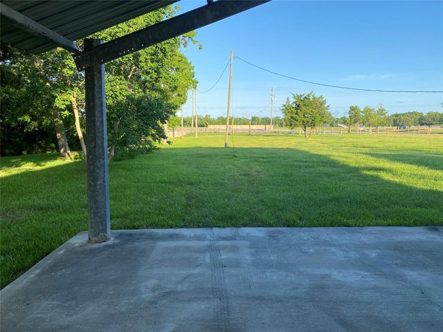 2609 Hughes Road, Dickinson, TX 77539