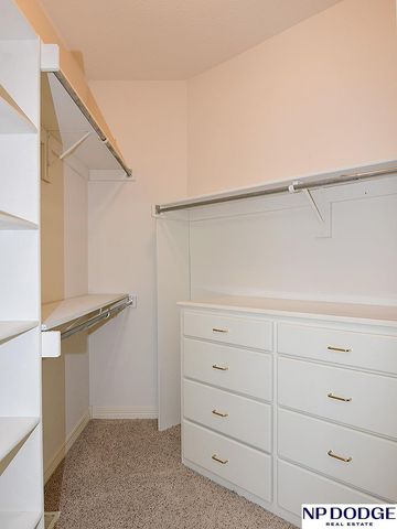 2409 Leigh Lane, Papillion, NE 68133