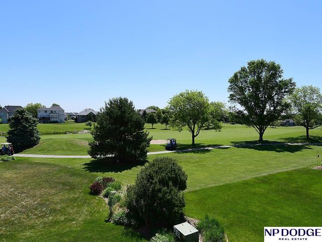 2409 Leigh Lane, Papillion, NE 68133