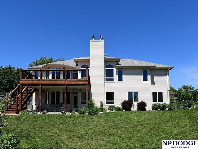 2409 Leigh Lane, Papillion, NE 68133