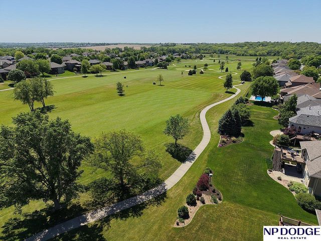 2409 Leigh Lane, Papillion, NE 68133