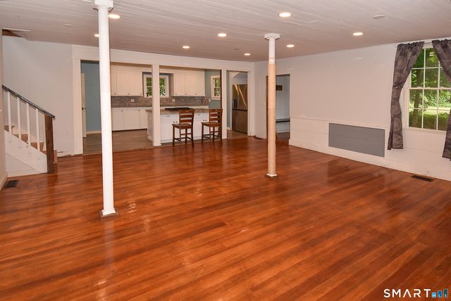 2 Broad Brook Road, Enfield, CT 06082