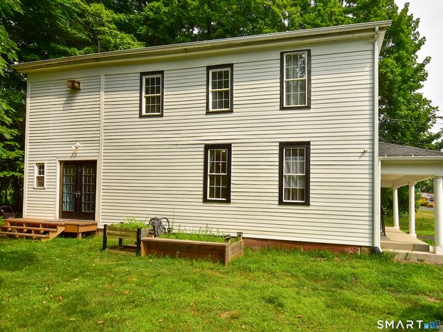 2 Broad Brook Road, Enfield, CT 06082