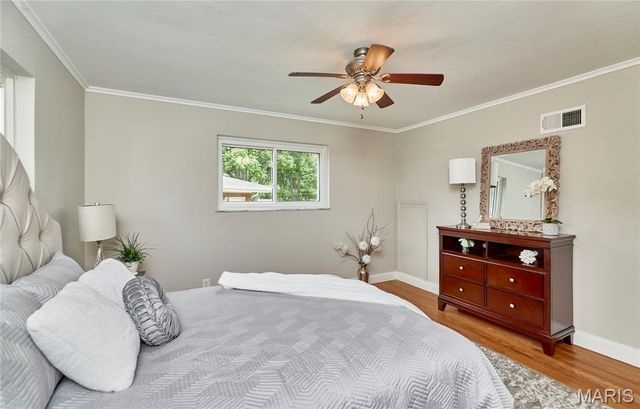 1700 Saint Denis Street, Florissant, MO 63033