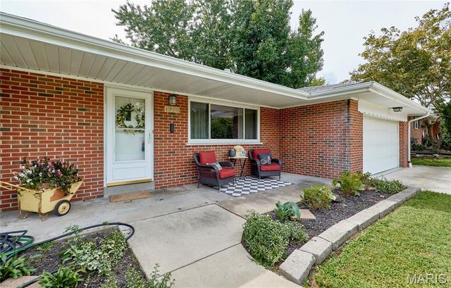 1700 Saint Denis Street, Florissant, MO 63033