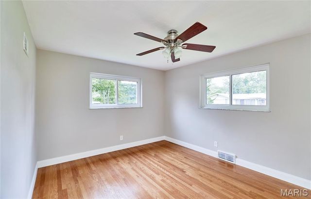 1700 Saint Denis Street, Florissant, MO 63033