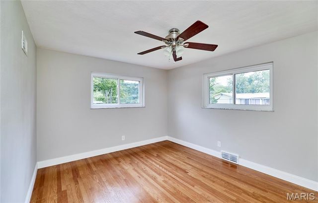 1700 Saint Denis Street, Florissant, MO 63033
