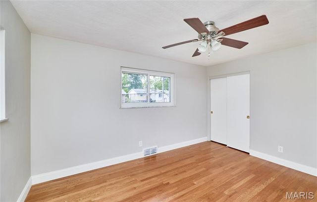 1700 Saint Denis Street, Florissant, MO 63033
