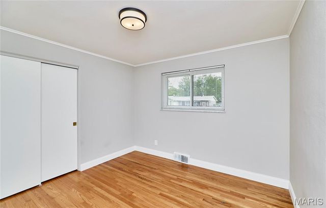 1700 Saint Denis Street, Florissant, MO 63033
