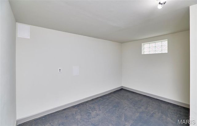 1700 Saint Denis Street, Florissant, MO 63033