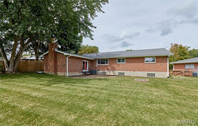 1700 Saint Denis Street, Florissant, MO 63033