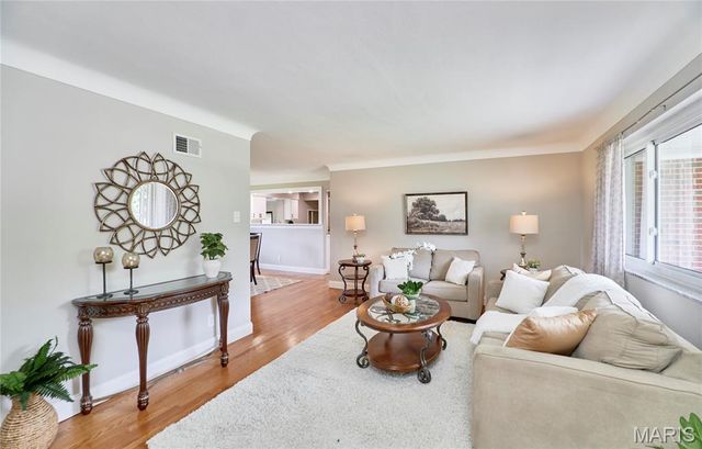 1700 Saint Denis Street, Florissant, MO 63033