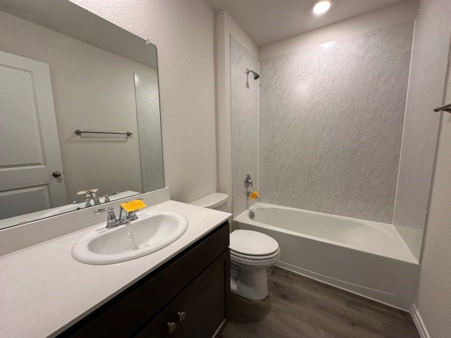 1124 Serena Drive, Dallas, TX 75253