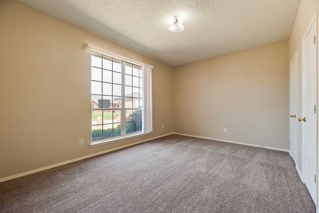636 Canyon Place, Desoto, TX 75115