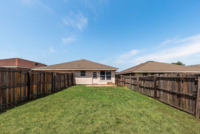 636 Canyon Place, Desoto, TX 75115