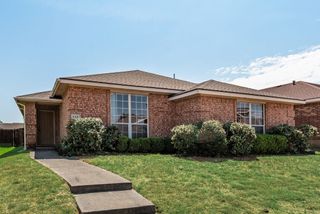 636 Canyon Place, Desoto, TX 75115
