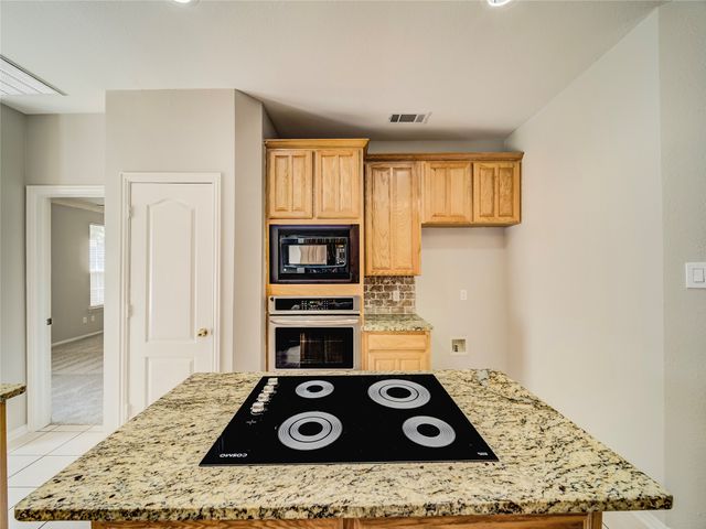 4618 Devonshire Drive, Grand Prairie, TX 75052