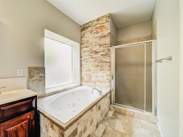 4618 Devonshire Drive, Grand Prairie, TX 75052