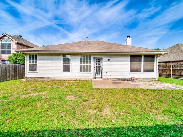 4618 Devonshire Drive, Grand Prairie, TX 75052