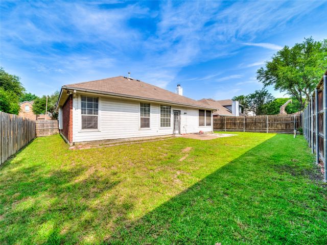 4618 Devonshire Drive, Grand Prairie, TX 75052