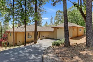 10450 S Ponderosa Way, Rough And Ready, CA 95975