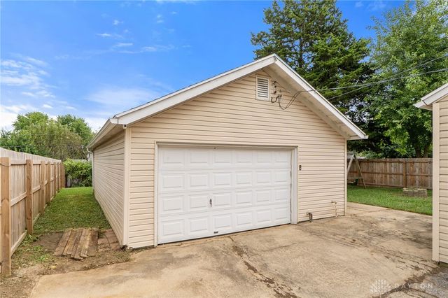 1796 W Second Street, Xenia, OH 45385