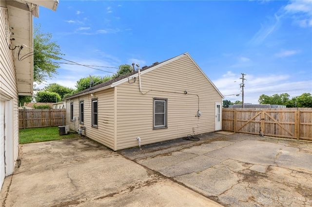 1796 W Second Street, Xenia, OH 45385