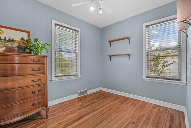 2693 5th Street E, Maplewood, MN 55119