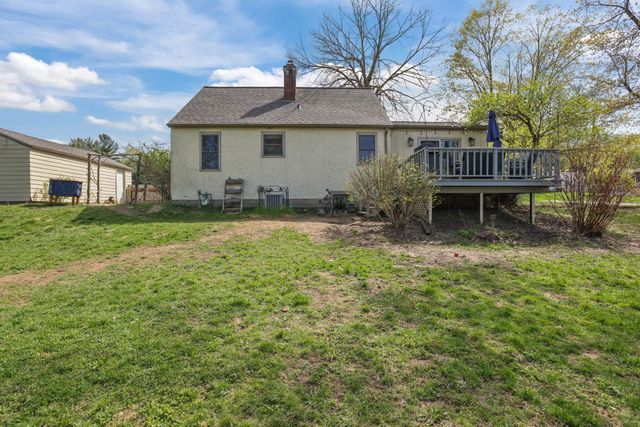2693 5th Street E, Maplewood, MN 55119