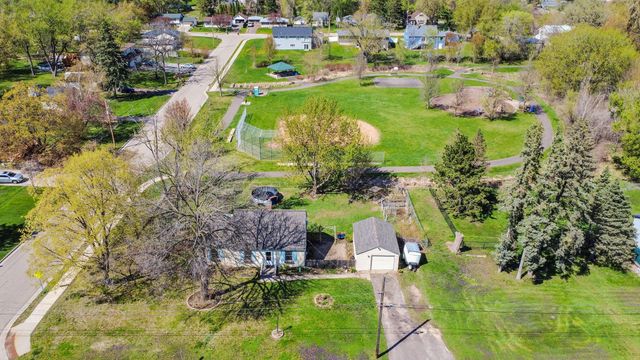 2693 5th Street E, Maplewood, MN 55119