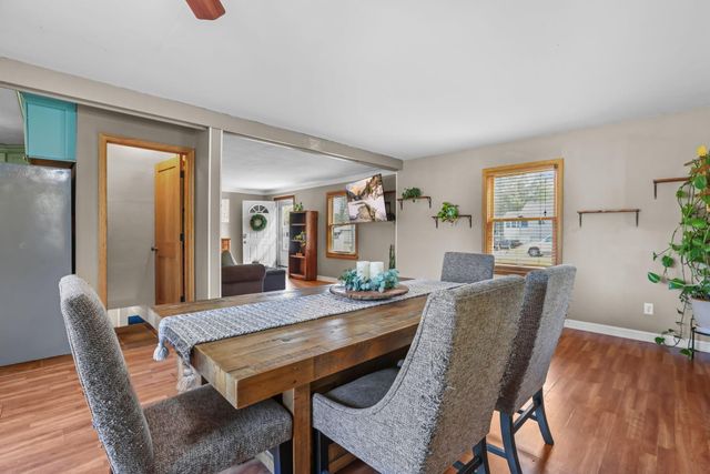 2693 5th Street E, Maplewood, MN 55119