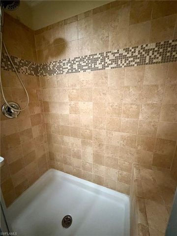1066 Silver Lakes BLVD, Naples, FL 34114