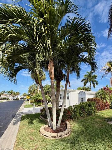 1066 Silver Lakes BLVD, Naples, FL 34114