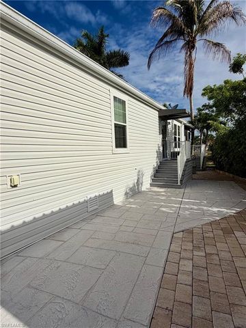 1066 Silver Lakes BLVD, Naples, FL 34114