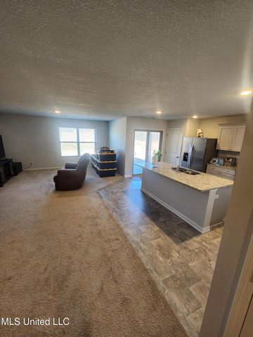 5268 Alpine Drive, Horn Lake, MS 38637