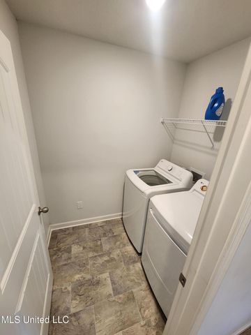 5268 Alpine Drive, Horn Lake, MS 38637