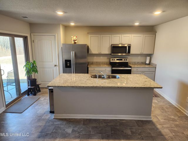 5268 Alpine Drive, Horn Lake, MS 38637