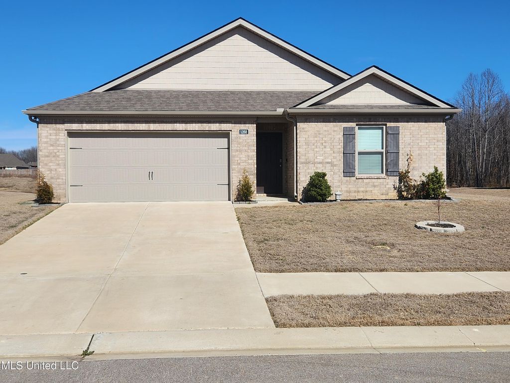 5268 Alpine Drive, Horn Lake, MS 38637