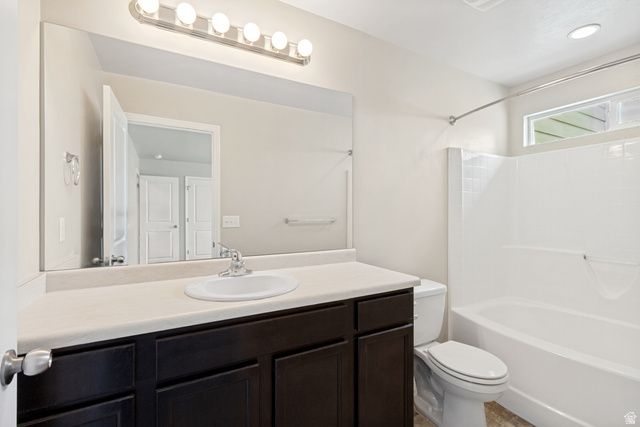716 W BROAD STRIPES DR, Bluffdale, UT 84065