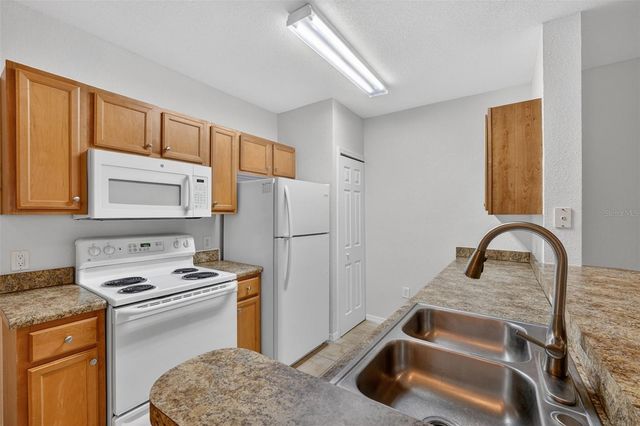 5550 E MICHIGAN STREET 1104, Orlando, FL 32822