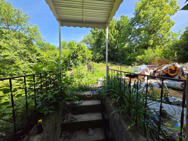 926 Goodhue Circle, Forest Park, OH 45240