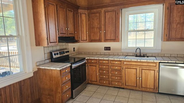 1580 Porter Road, Cassatt, SC 29032